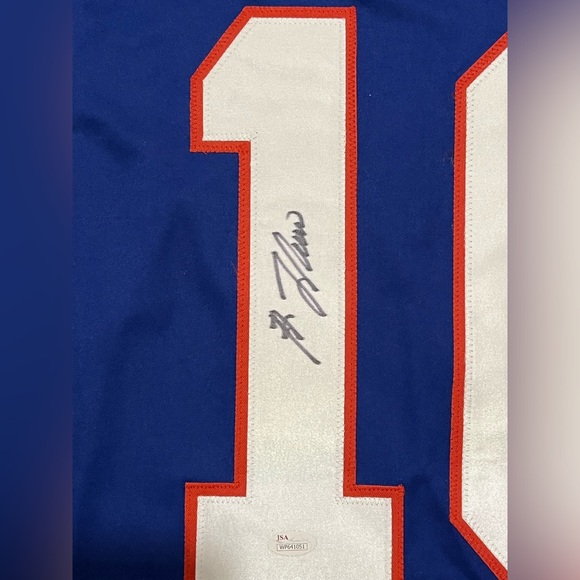 Guy Lafleur authentic autographed jersey. Comes w/t proof from Pristine Auct. - Picture 2 of 3